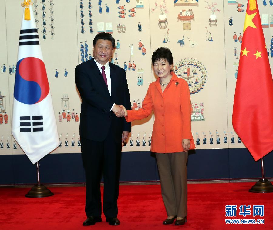 7月3日，國家主席習近平在首爾同韓國總統樸槿惠舉行會談。新華社記者 蘭紅光 攝