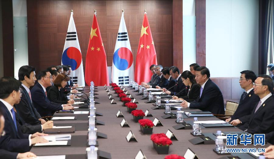 7月4日，國家主席習(xí)近平在首爾會(huì)見韓國總理鄭烘原。 新華社記者謝環(huán)馳攝 