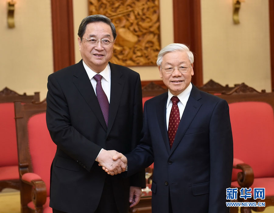 12月25日至27日，中共中央政治局常委、全國政協(xié)主席俞正聲對越南進(jìn)行正式訪問。這是12月26日，俞正聲在河內(nèi)會見越共中央總書記阮富仲。 新華社記者劉建生攝