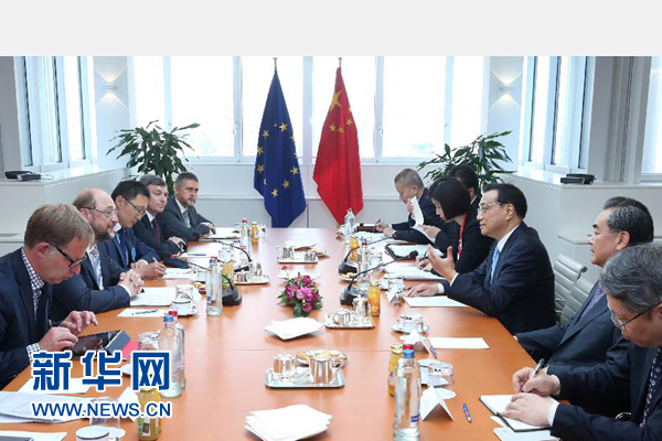 當?shù)貢r間6月29日上午，國務(wù)院總理李克強在布魯塞爾會見歐洲議會議長舒爾茨。 新華社記者 龐興雷 攝
