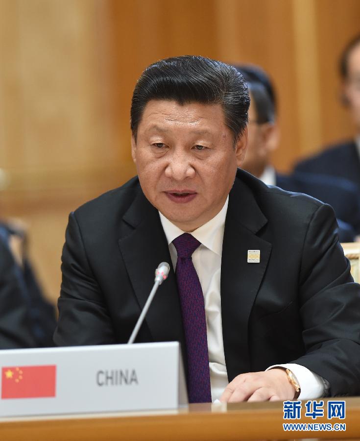 7月9日，金磚國家領導人第七次會晤在俄羅斯烏法舉行。中國國家主席習近平、俄羅斯總統普京、巴西總統羅塞夫、印度總理莫迪、南非總統祖馬出席。這是習近平發表題為《共建伙伴關系　共創美好未來》的主旨講話。新華社記者 饒愛民 攝 