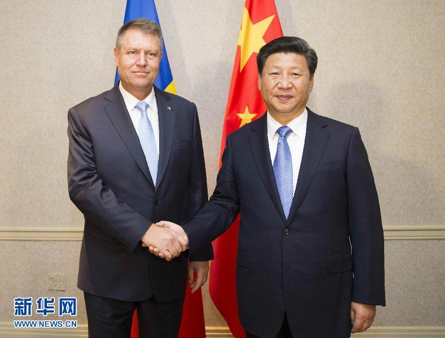 9月26日，國家主席習(xí)近平在紐約會見羅馬尼亞總統(tǒng)約翰尼斯。新華社記者黃敬文攝 