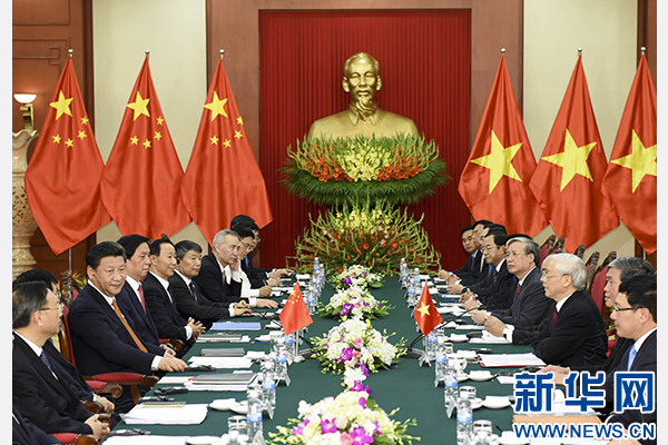 11月5日，中共中央總書記、國家主席習(xí)近平在河內(nèi)同越共中央總書記阮富仲舉行會(huì)談。 新華社記者李學(xué)仁攝