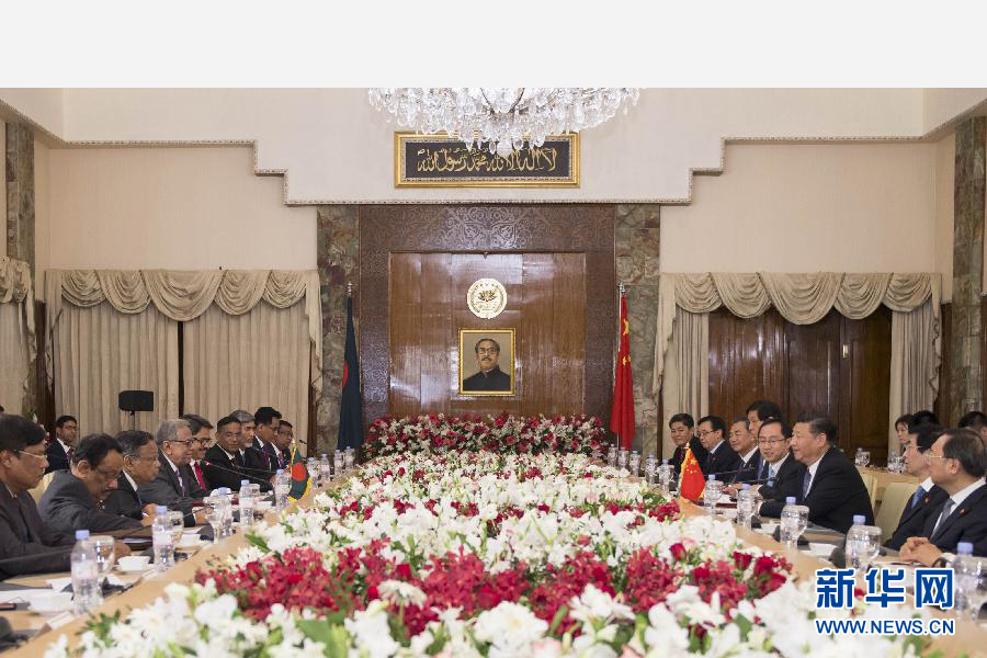 10月14日，國家主席習近平在達卡會見孟加拉國總統哈米德。新華社記者謝環馳攝 