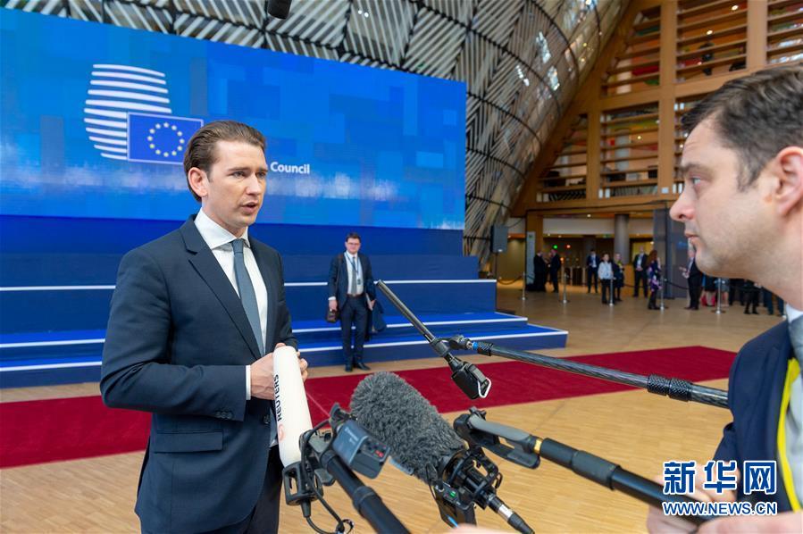 （國(guó)際）（2）歐盟為英國(guó)&ldquo;脫歐&rdquo;提供&ldquo;二選一&rdquo;時(shí)間表