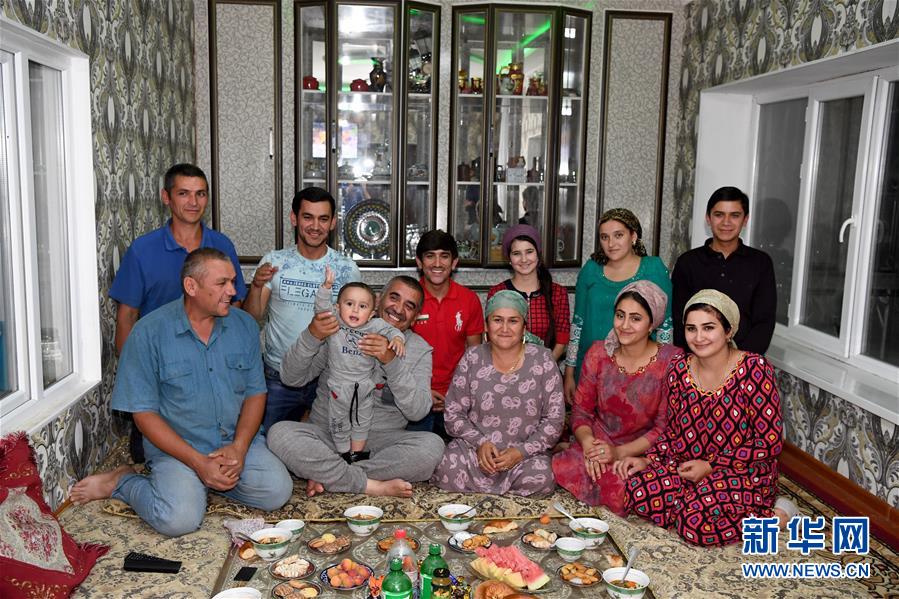 （國際&middot;圖文互動）（2）通訊：&ldquo;學習中文為我帶來意想不到的發展機遇&rdquo;&mdash;&mdash;記一名&ldquo;90后&rdquo;塔吉克斯坦青年的圓夢之路