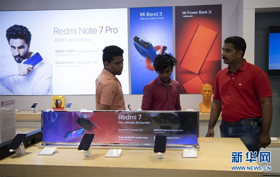 （習近平出訪配合稿&middot;圖文互動）（5）特稿：電影、瑜伽、智能手機&mdash;&mdash;中印兩個文明古國交往&ldquo;新故事&rdquo;