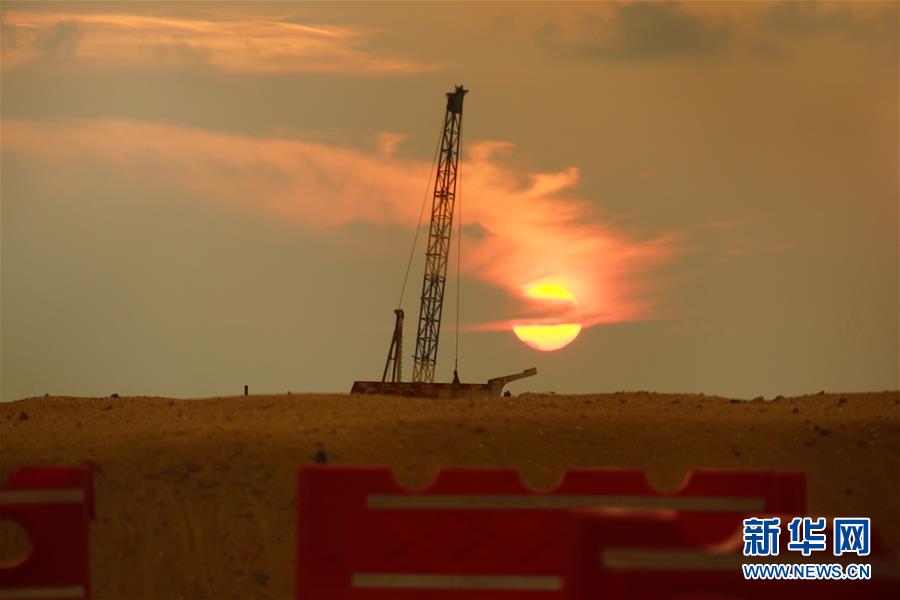 （國際&middot;圖文互動）（1）通訊：&ldquo;五年我們為斯里蘭卡造出一片新土地&rdquo;&mdash;&mdash;科倫坡港口城人的自豪與希冀