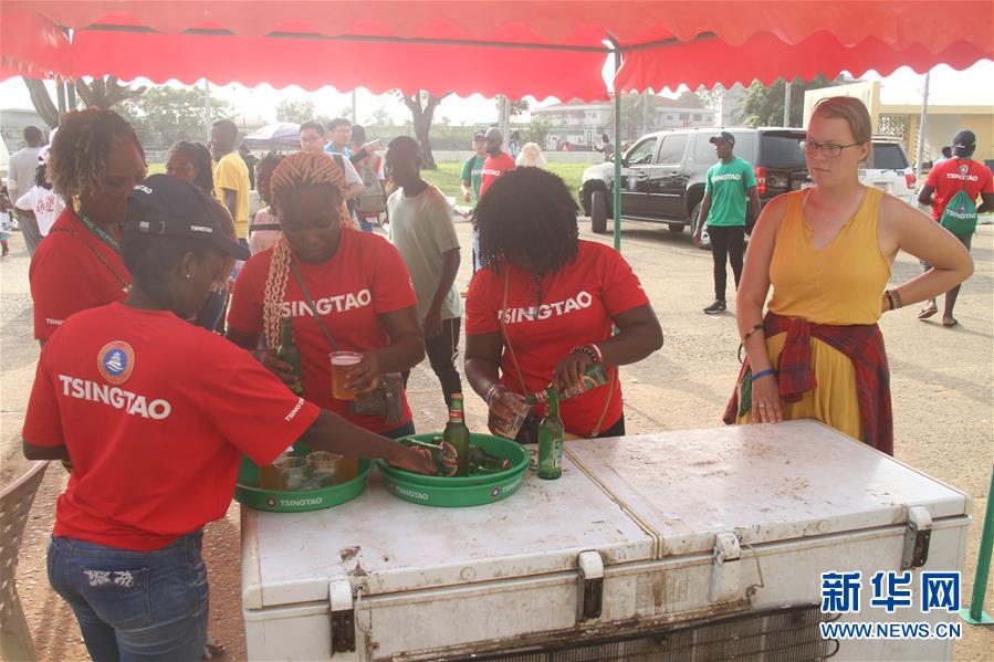 （國(guó)際&middot;圖文互動(dòng)）（2）通訊：中國(guó)啤酒節(jié)走進(jìn)非洲海濱城市