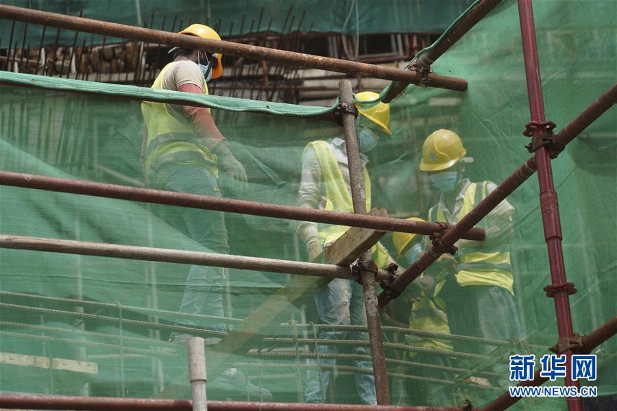 (國際·圖文互動)(2)中國港灣科倫坡房建項目復工目擊記