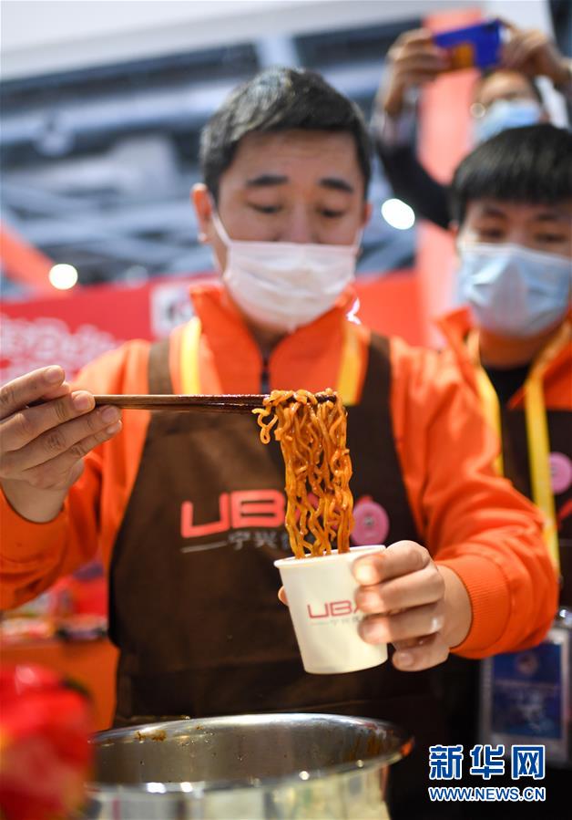 （第三屆進博會&middot;圖文互動）（5）全球&ldquo;寶藏級&rdquo;美食薈萃&mdash;&mdash;進博會食品及農產品館遍藏世間珍饈