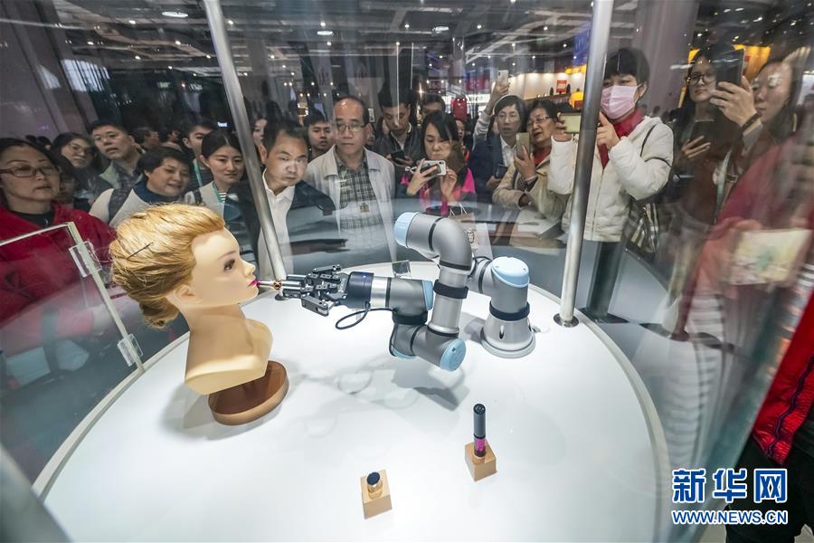 （新華全媒頭條&middot;圖文互動）（6）萬里寫入胸懷間&mdash;&mdash;記習(xí)近平主席三屆進(jìn)博會主旨演講